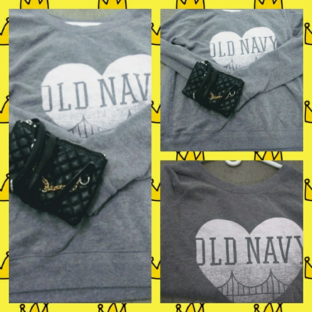 Old Navy gray sweater size large